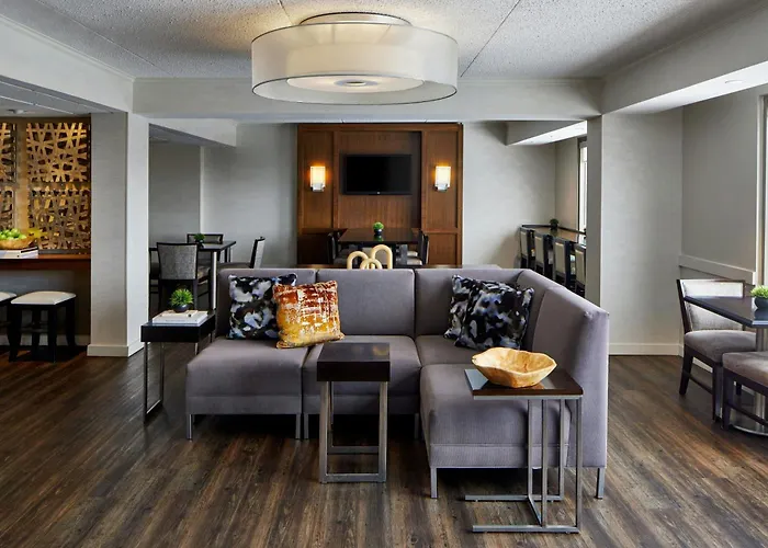 Detroit Metro Airport MarriottAirport Hotel